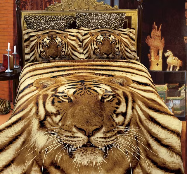 Bạn có thể ngủ ngon giấc bên cạnh gia đình chúa sơn lâm?