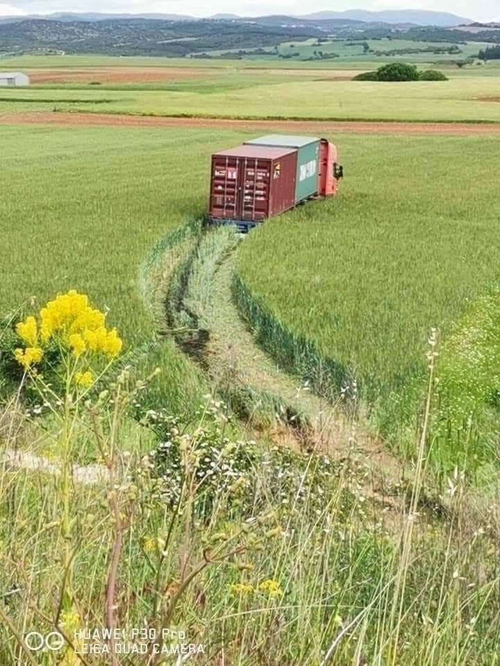 Anh chọn lối riêng.