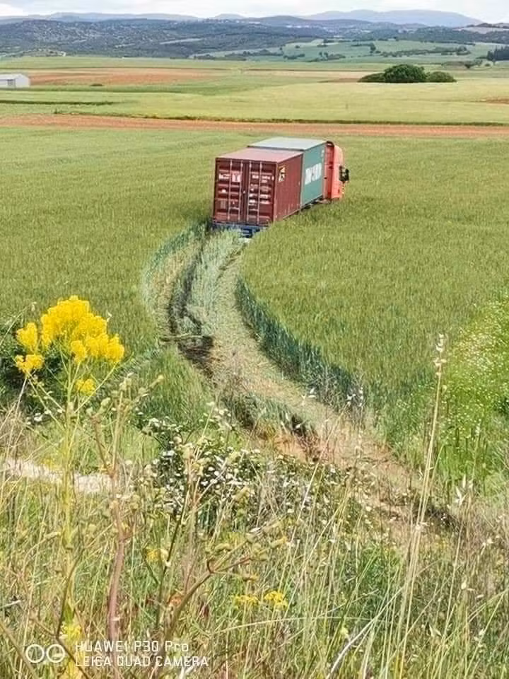 Anh chọn lối riêng.