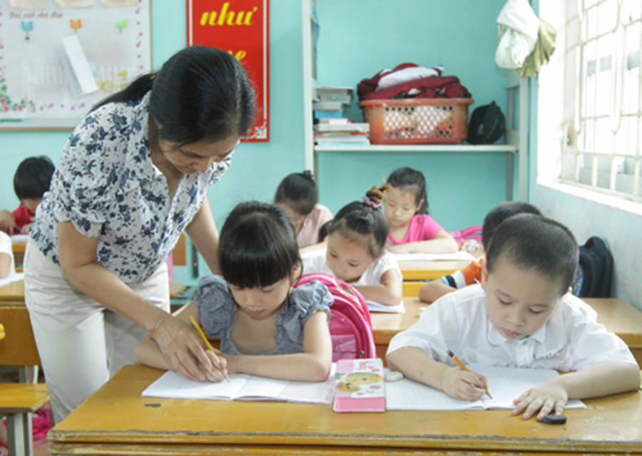 100% các trường TH của Lạng Sơn sẽ tiếp tục thực hiện dạy học theo tài liệu TV1-CGD thời gian tới 100% các trường TH của Lạng Sơn sẽ tiếp tục thực hiện dạy học theo tài liệu TV1-CGD thời gian tới