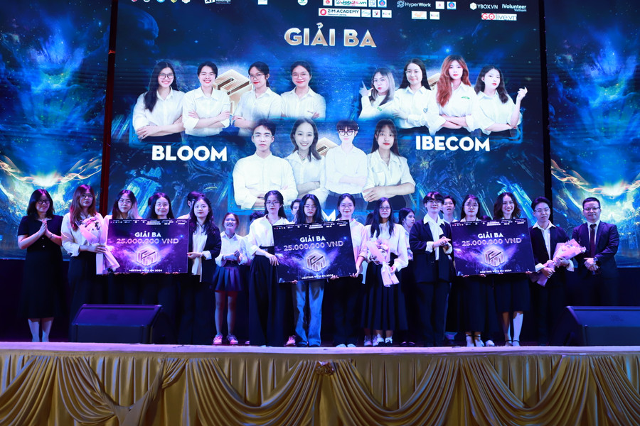 Ba đội giành giải Ba với tổng giá trị 25 triệu đồng mỗi giải. Ba đội giành giải Ba với tổng giá trị 25 triệu đồng mỗi giải.