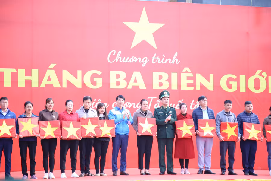 Nhiều hoạt động diễn ra trong chương trình.