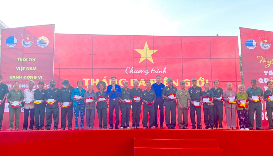 Chương trình Tháng Ba biên giới với nhiều chương trình ý nghĩa.