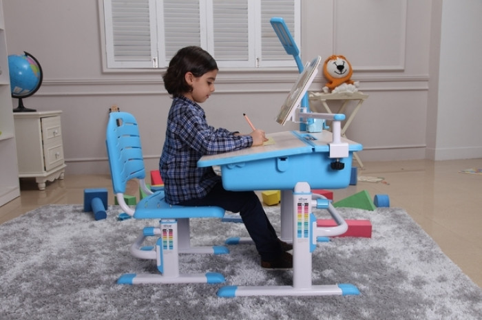 4 bí quyết chọn bàn học cho bé yêu 4 bi quyet chon ban hoc cho be yeu