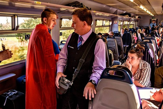 Giật mình với hành động ‘kỳ dị’ của con người ảnh 13