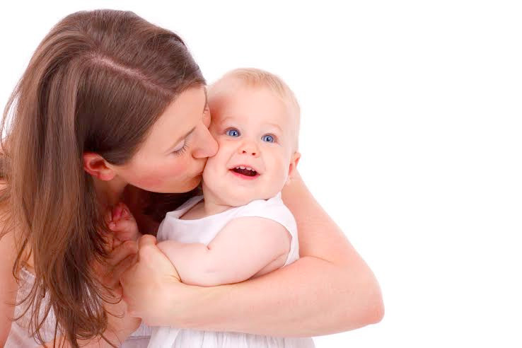 Nuôi con ở Việt Nam quá khó trong mắt mẹ Tây