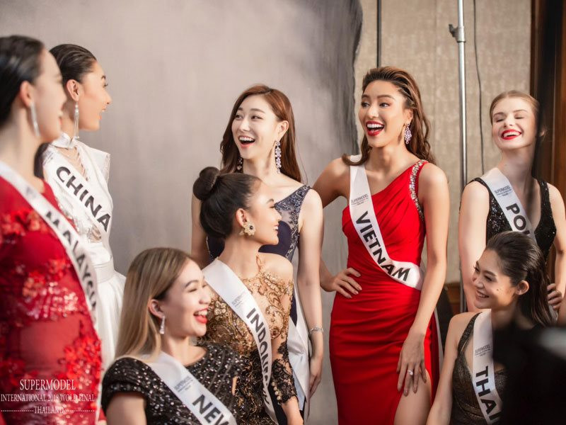 Mới đây, Nguyễn Minh Tuấn là người hỗ trợ hình ảnh cho Siêu mẫu Khả Trang tham dự Siêu mẫu Quốc tế. Mới đây, Nguyễn Minh Tuấn là người hỗ trợ hình ảnh cho Siêu mẫu Khả Trang tham dự Siêu mẫu Quốc tế.