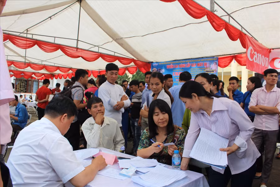 Đào tạo nghề cho lao động nông thôn - Trao sinh kế để giảm nghèo bền vững