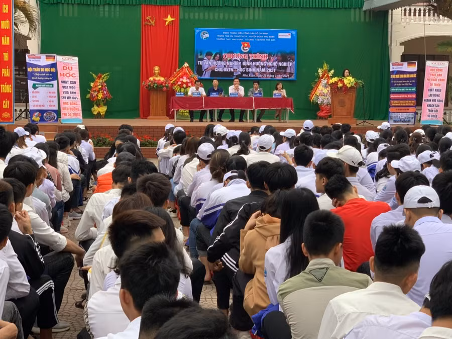 Hướng nghiệp giúp học sinh có lựa chọn sáng suốt.