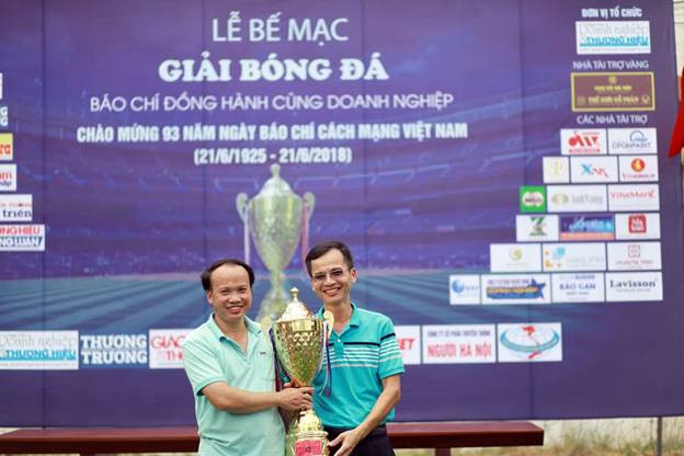 Niềm vui chiến thắng Niềm vui chiến thắng