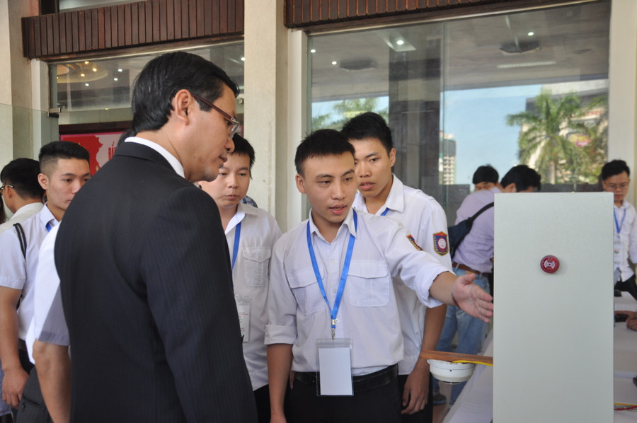 Nhiều đề tài, sản phẩm nghiên cứu khoa học của sinh viên mang tính tứng dụng cao vào thực tiễn