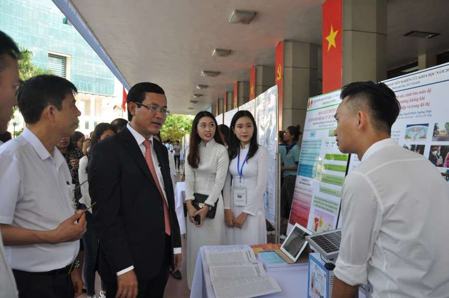 Hơn 30 sản phẩm, đề án nghiên cứu khoa học được lựa chọn trưng bày, giới thiệu tại Triễn lãm.