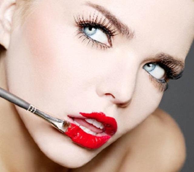 Những lỗi trang điểm tai hại ngày Valentine khiến chàng “chạy mất dép” ảnh 3