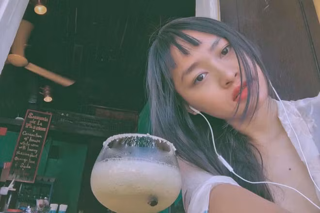 Chi gai co gu an mac ca tinh, noi loan hon han A hau Tuong San hinh anh 3 