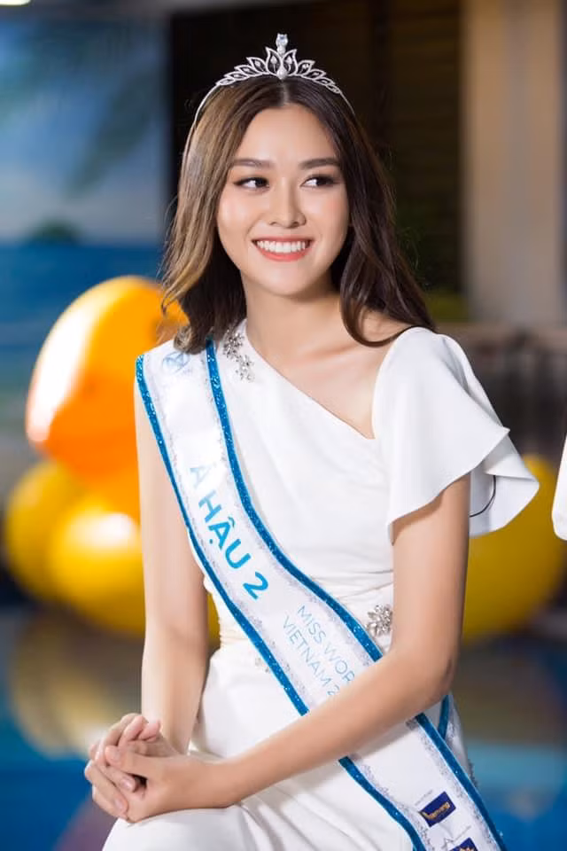 Chi gai co gu an mac ca tinh, noi loan hon han A hau Tuong San hinh anh 1 