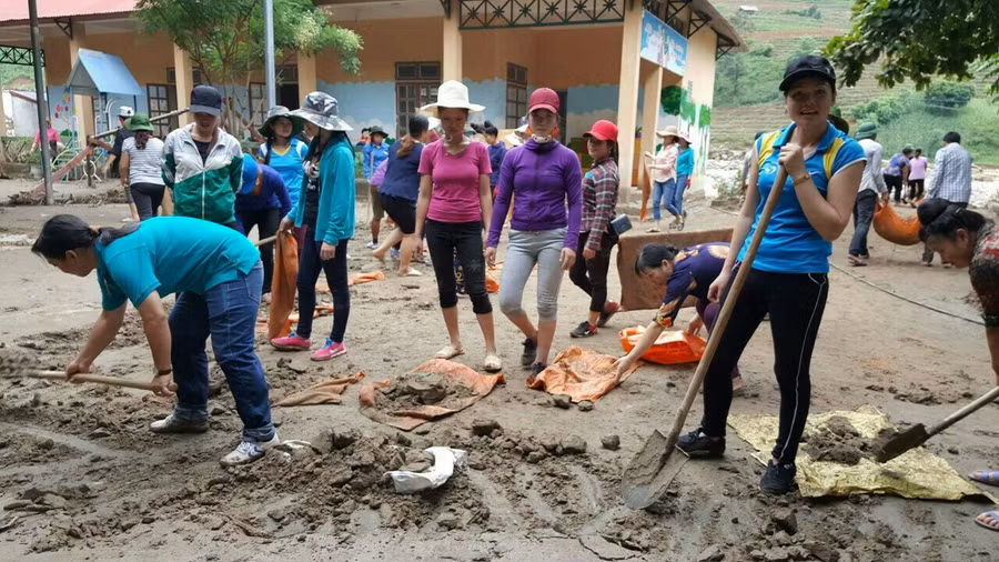 Công tác khắc phục thiên tai đang được tiến hành khẩn trương để kịp Ngày khai giảng năm học mới
