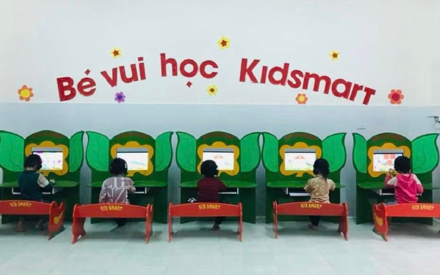Định Hóa có tỷ lệ học sinh được tiếp cận CNTT là 85%. Định Hóa có tỷ lệ học sinh được tiếp cận CNTT là 85%.