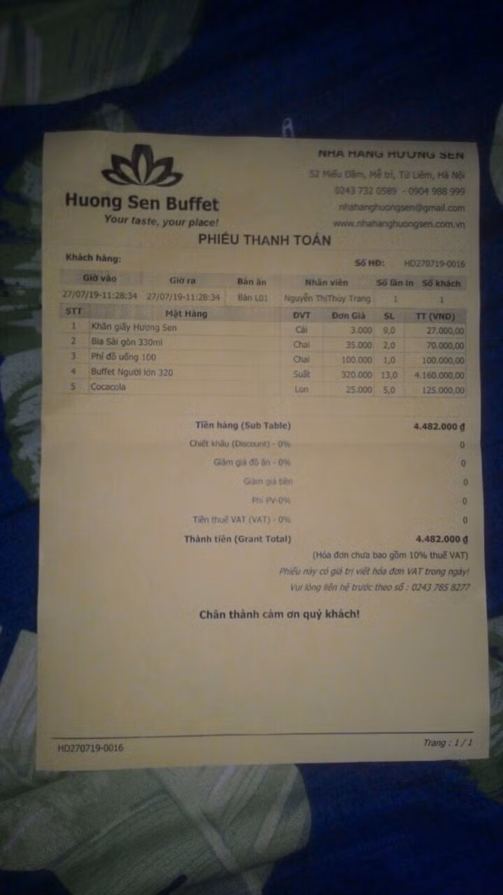 Phiếu thanh toán bữa ăn tại nhà hàng Hương Sen. Ảnh: Anh C. cung cấp.