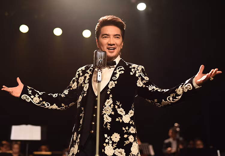 Ca sĩ Đàm Vĩnh Hưng.