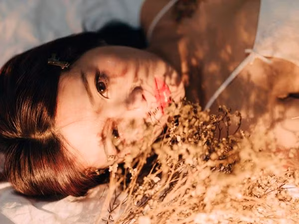 dan-ba-co-chong-ngoai-tinh-11-1234343