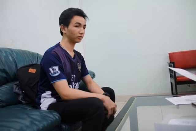 Thí sinh khiếm thị Phạm Minh Trung - người vừa được Trường ĐH Văn Hiến cấp học bổng toàn phần