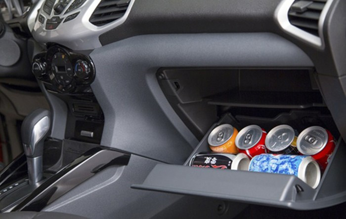 Thú chơi xe - Những vật dụng cấm kỵ để trên ô tô mùa nóng (Hình 3).