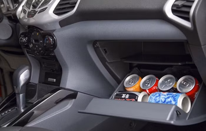 Thú chơi xe - Những vật dụng cấm kỵ để trên ô tô mùa nóng (Hình 3).