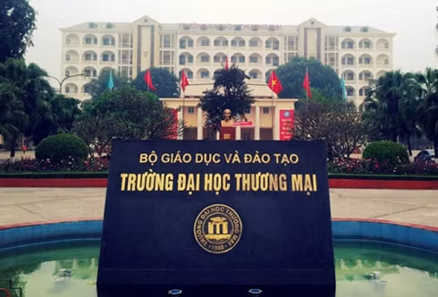 thi sinh hoa binh "gian lan diem" hoc dh thuong mai tu xin thoi hoc hinh 1