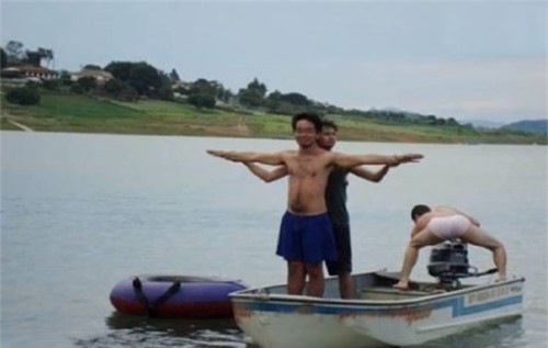 Titanic phiên bản lỗi.