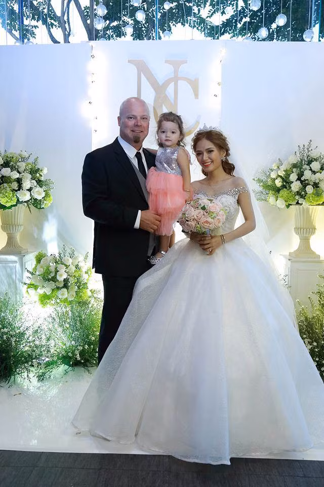 trung tinh yeu set danh, 9x sai gon duoc chong tay cung nhu hoa, chieu nhu cong chua - 7