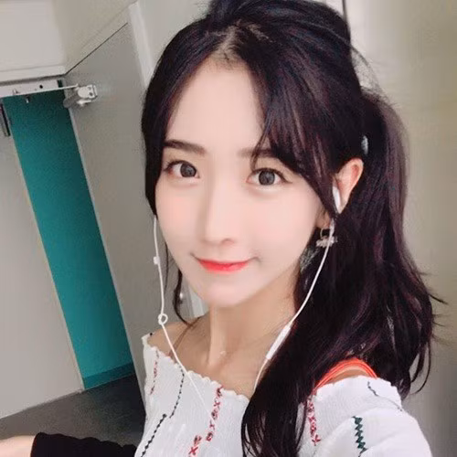 Hot girl Hàn Quốc livestream vài phút kiếm được gần 70 triệu đồng ảnh 5