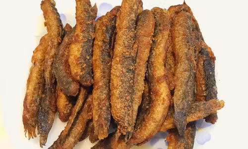 Chạch chiên giòn tan ăn mãi không hết thèm - 1