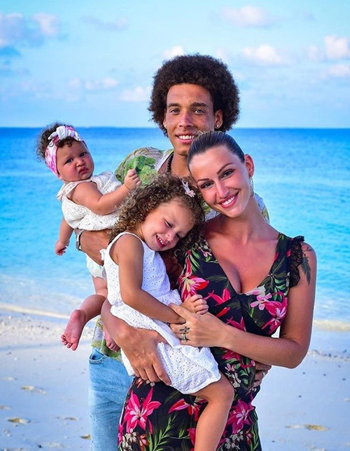 Bóng hồng nóng bỏng của các tuyển thủ World Cup 2018 ảnh 6 Bóng hồng nóng bỏng của các tuyển thủ World Cup 2018