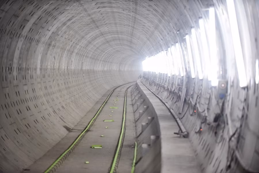 Thủ tướng thị sát tuyến metro đầu tiên của TP.HCM