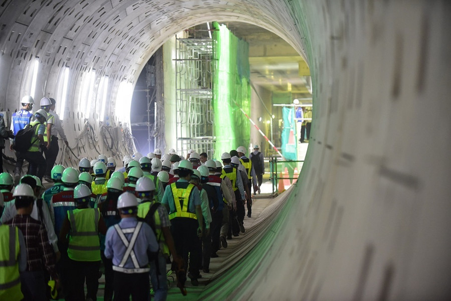 Thủ tướng thị sát tuyến metro đầu tiên của TP.HCM