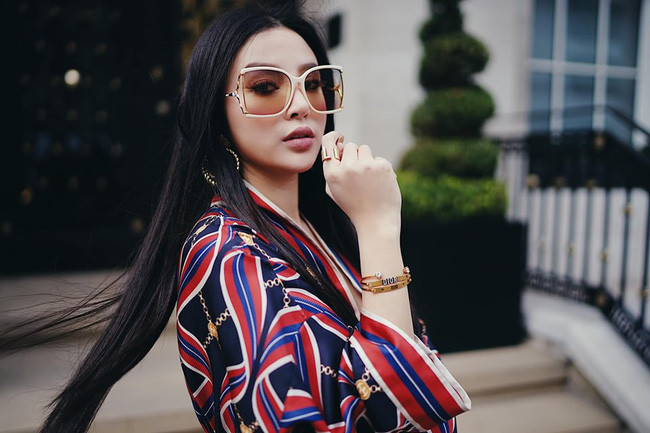 Thế hệ hot girl 1989: Người độc thân quyến rũ, kẻ yên ấm bên chồng con - Ảnh 13.