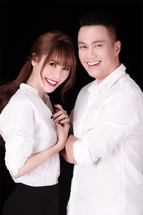 Người đưa Việt Anh đi phẫu thuật thẩm mỹ: Thực ra Việt Anh còn muốn làm nhiều hơn nhưng tôi không đồng ý, vì anh ấy đã rất đẹp trai rồi! - Ảnh 9.