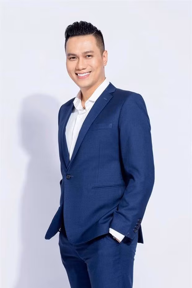 Người đưa Việt Anh đi phẫu thuật thẩm mỹ: Thực ra Việt Anh còn muốn làm nhiều hơn nhưng tôi không đồng ý, vì anh ấy đã rất đẹp trai rồi! - Ảnh 4.