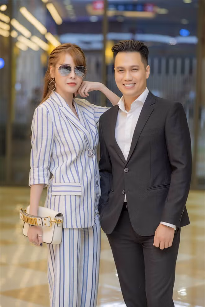 Người đưa Việt Anh đi phẫu thuật thẩm mỹ: Thực ra Việt Anh còn muốn làm nhiều hơn nhưng tôi không đồng ý, vì anh ấy đã rất đẹp trai rồi! - Ảnh 8.