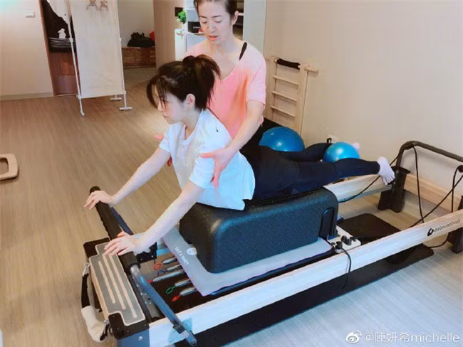 Ngỡ ngàng trước nhan sắc của "Cô Cô" Trần Nghiên Hy sau khi giảm cân thành công - Ảnh 8.