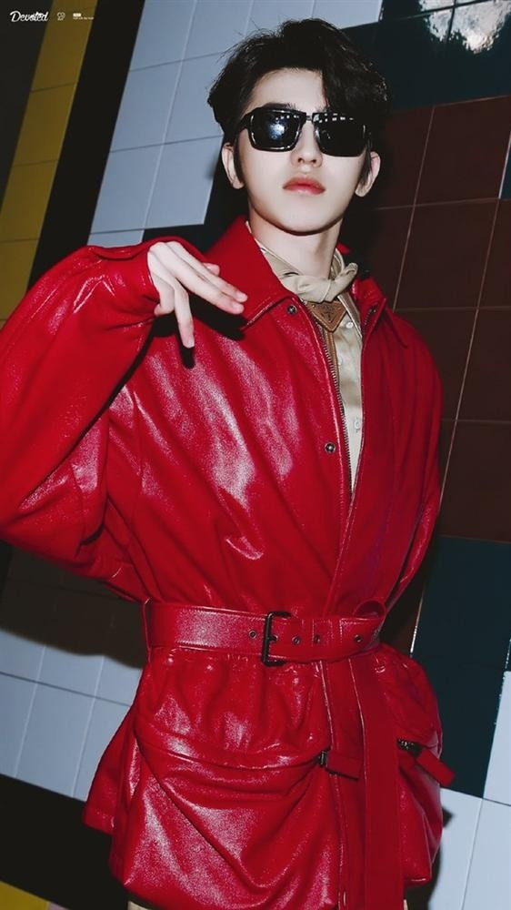 Địch Lệ Nhiệt Ba và dàn sao Trung Quốc mặc xấu tơi tả ở trời Tây ảnh 9 Địch Lệ Nhiệt Ba và dàn sao Trung Quốc mặc xấu tơi tả ở trời Tây ảnh 9