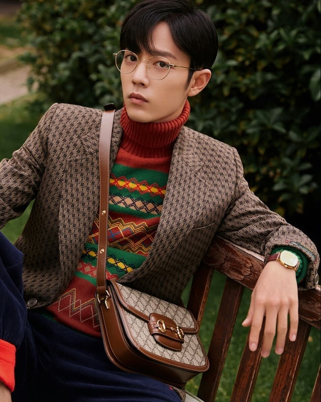 Địch Lệ Nhiệt Ba và dàn sao Trung Quốc mặc xấu tơi tả ở trời Tây ảnh 2 Địch Lệ Nhiệt Ba và dàn sao Trung Quốc mặc xấu tơi tả ở trời Tây ảnh 2