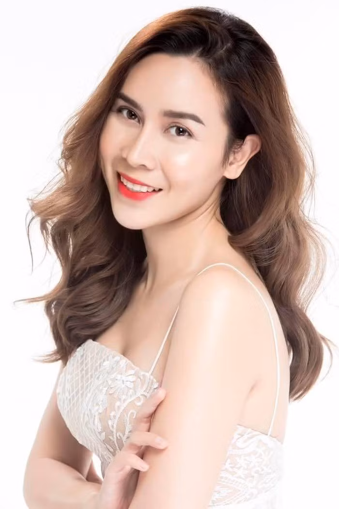 Trốn chồng sang Hàn Quốc dao kéo, nhan sắc của Lưu Hương Giang thay đổi ra sao? ảnh 6