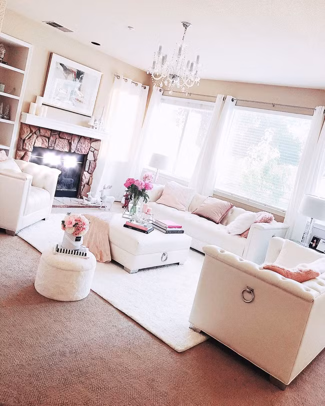 Biệt thự triệu đô màu trắng sang trọng của Hoa hậu Phạm Hương tại Los Angeles, Mỹ - Ảnh 2.