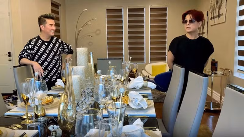 Choáng ngợp trước biệt thự triệu USD và khối tài sản khủng của Đàm Vĩnh Hưng - Hình 5 Choang ngop truoc biet thu trieu USD va khoi tai san khung cua Dam Vinh Hung-Hinh-5