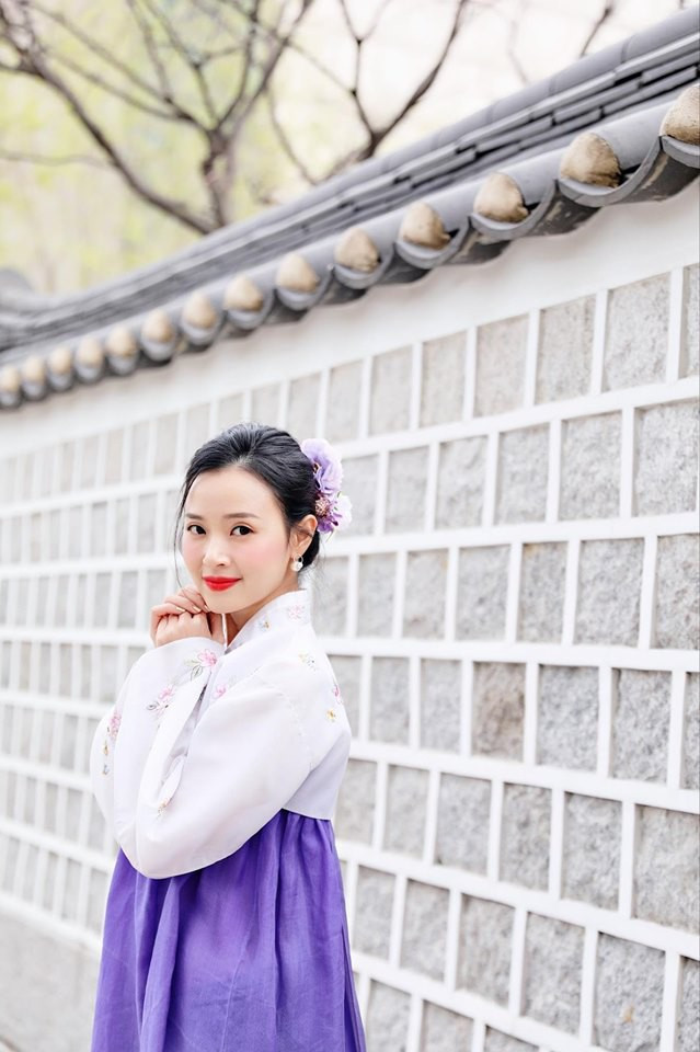 Cuộc sống đáng mơ ước của 4 cô nàng hot girl đời đầu: Người độc thân quyến rũ, người yên ấm bên chồng con giàu có ảnh 8