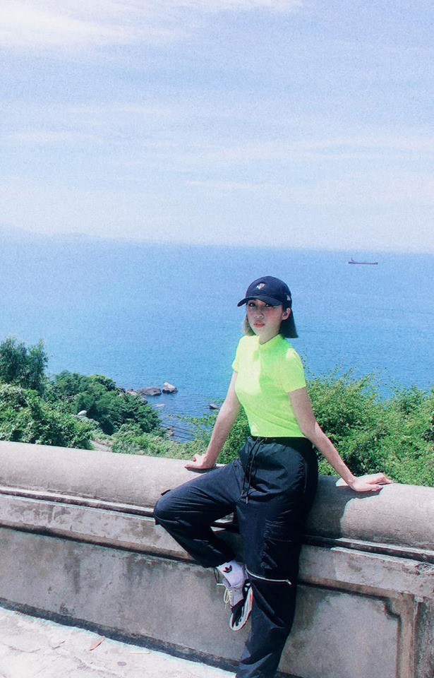 Cuộc sống đáng mơ ước của 4 cô nàng hot girl đời đầu: Người độc thân quyến rũ, người yên ấm bên chồng con giàu có ảnh 30