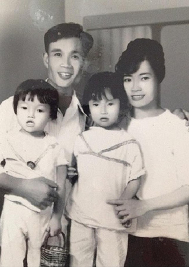 Bất ngờ hình ảnh thời thơ ấu và thiếu nữ của danh hài Vân Dung ảnh 1 Bất ngờ về hình ảnh thời thơ ấu và thiếu nữ của danh hài Vân Dung