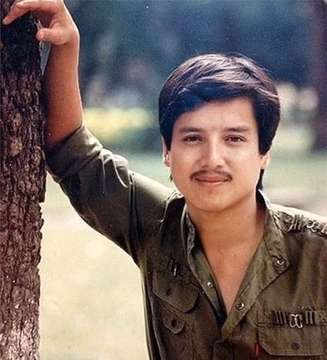 Bất ngờ với hình ảnh thời trẻ hiếm có của những danh hài nổi tiếng Việt Nam - Ảnh 9.