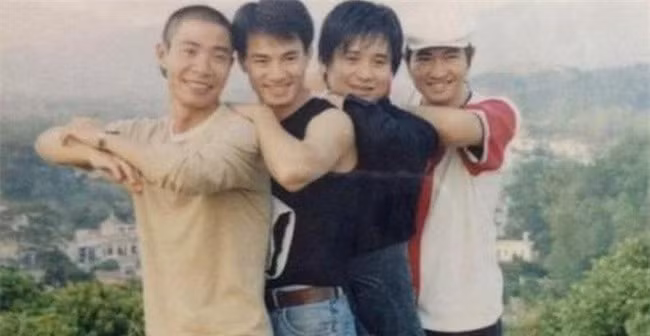 Bất ngờ với hình ảnh thời trẻ hiếm có của những danh hài nổi tiếng Việt Nam - Ảnh 16.